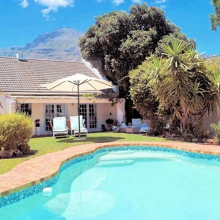 Hout Bay Beach Cottage Exterior photo